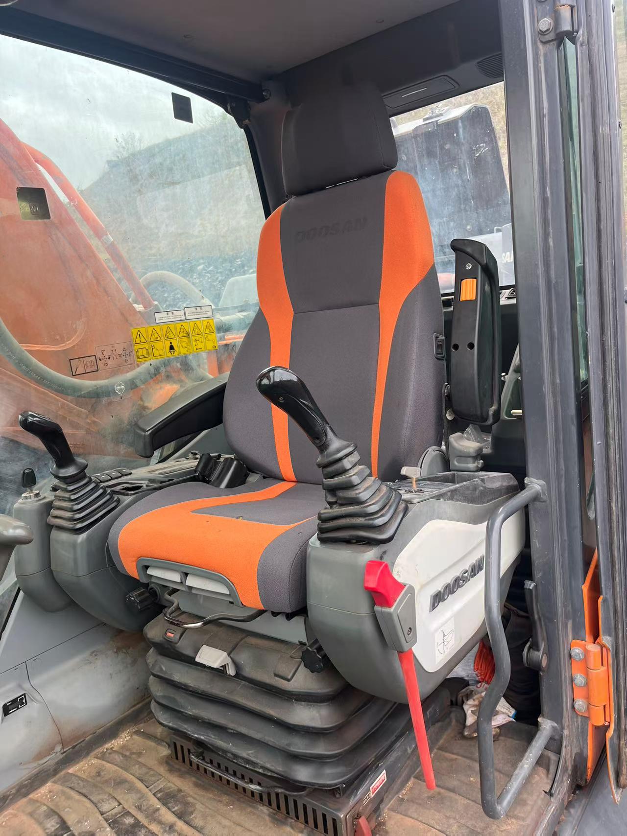 Buy Doosan DX380 Used Excavator / 2