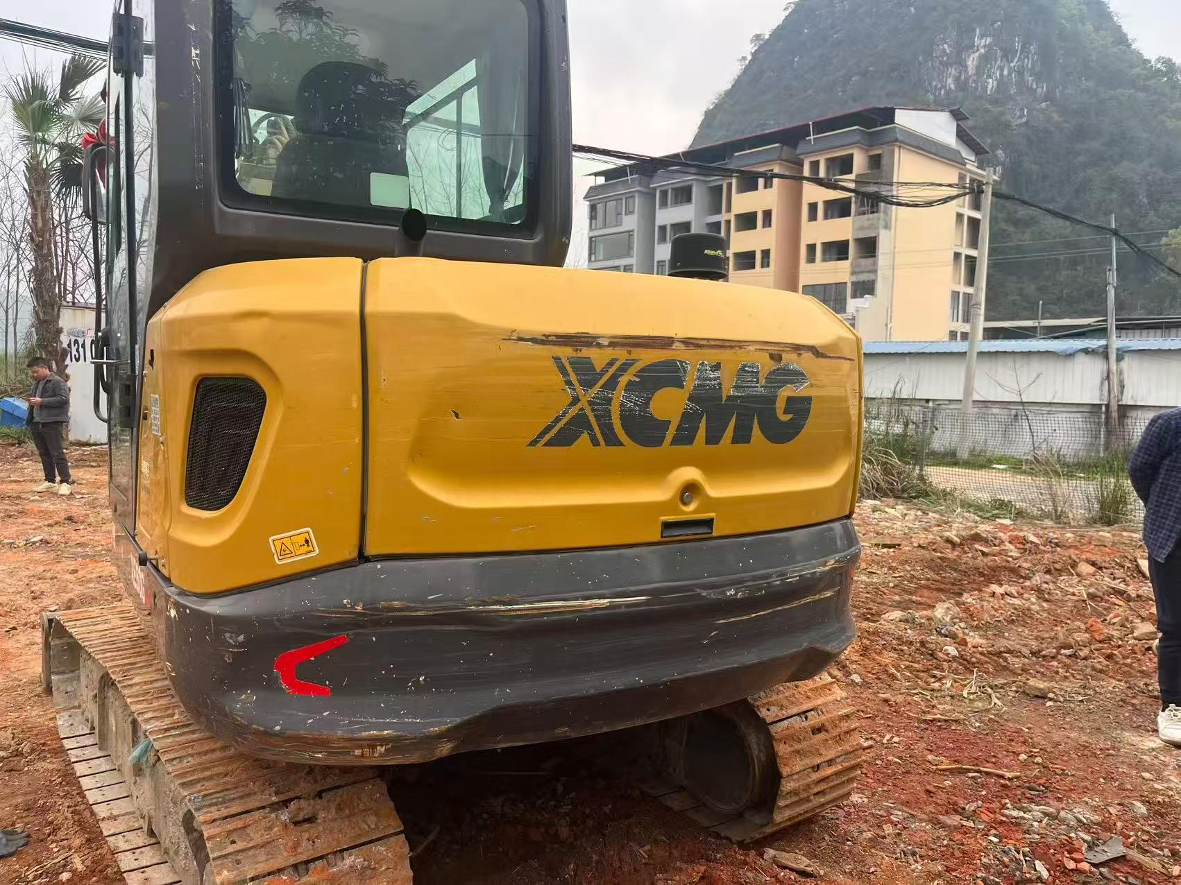Buy XCMG XE60 Used Excavator / 4