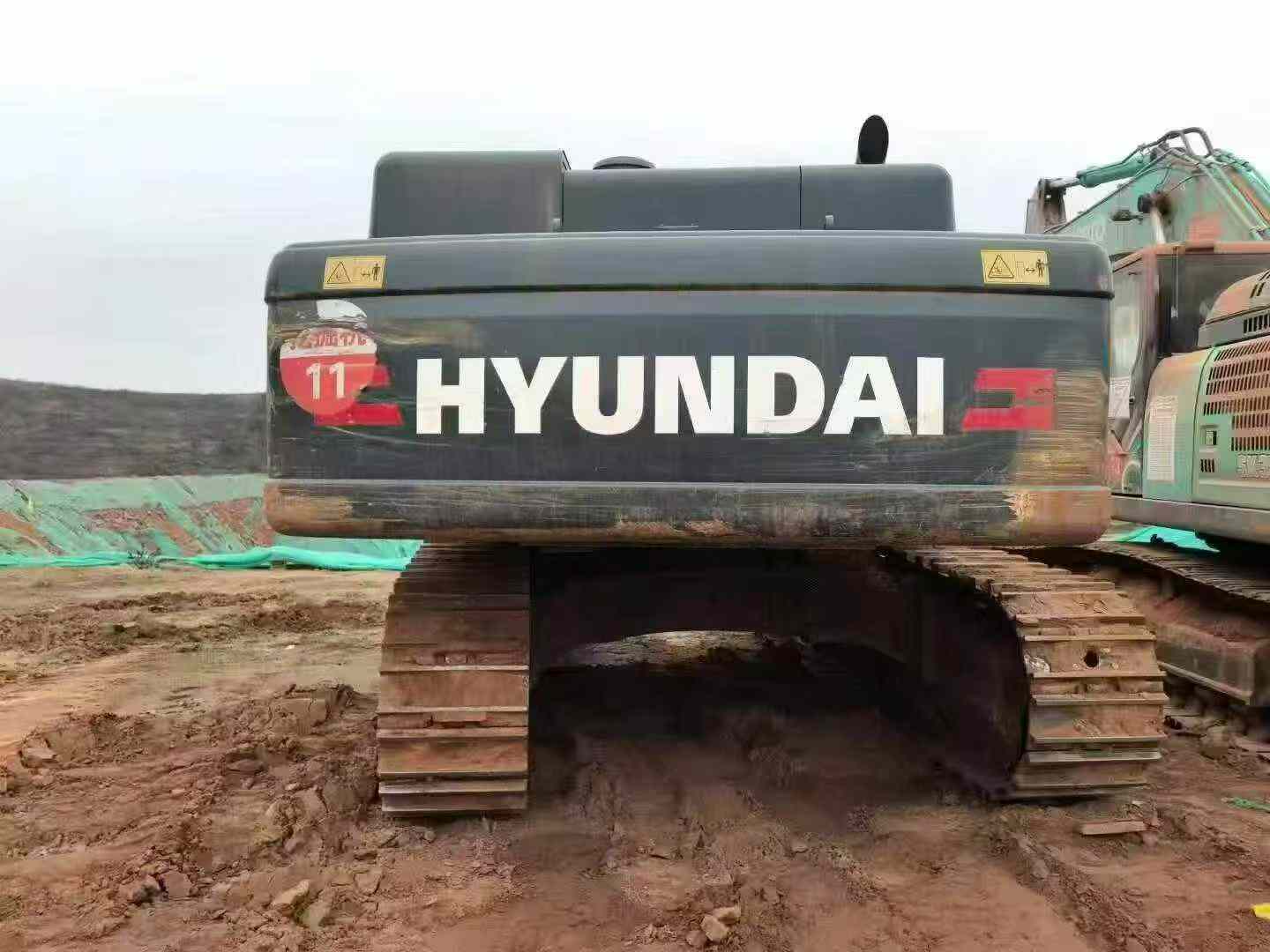 Buy Hyundai R600BKVS Used Excavator / 4