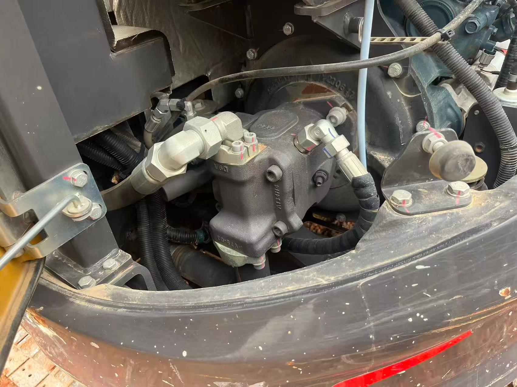 Buy XCMG XE60 Used Excavator / 2