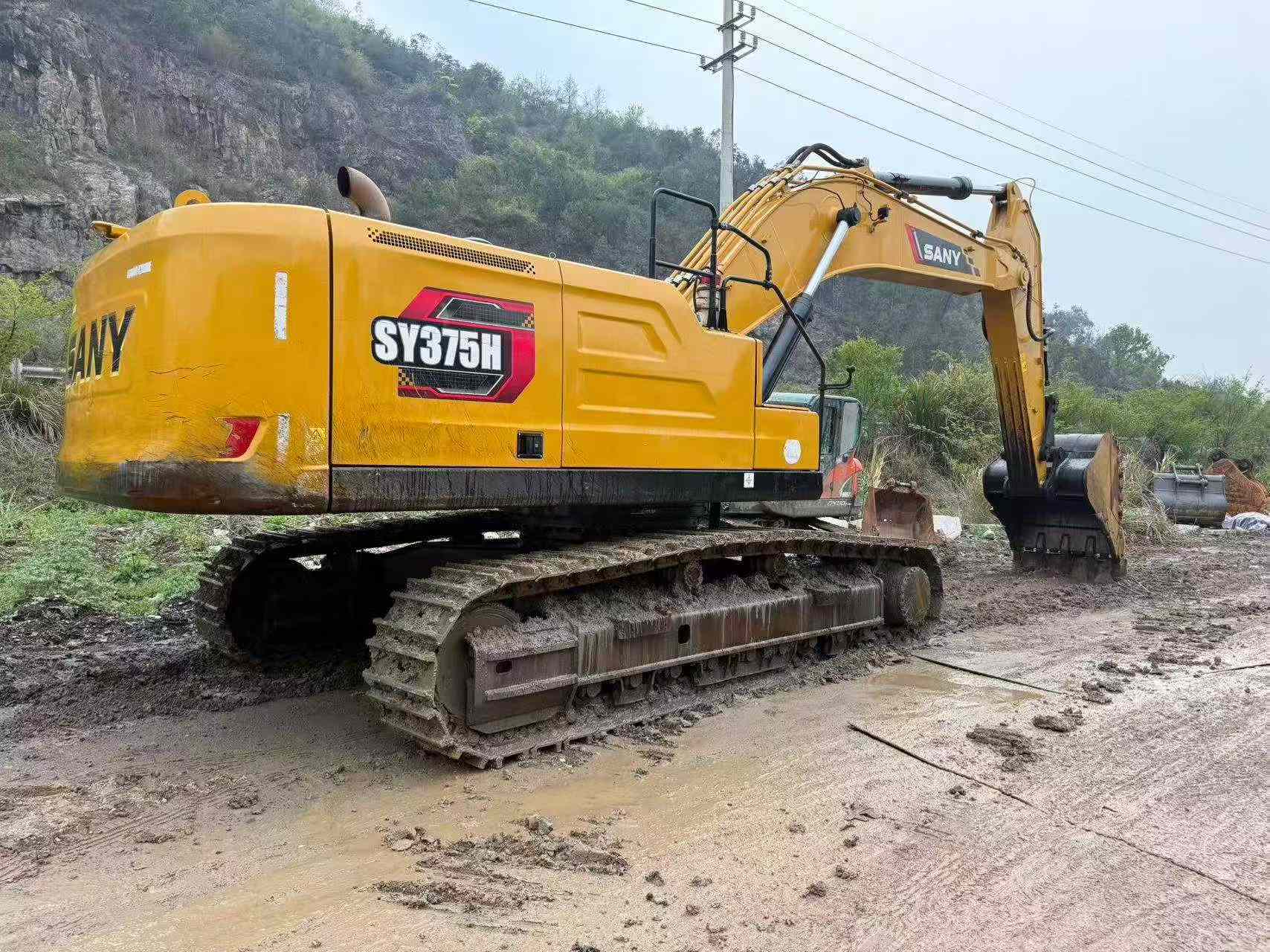 Buy Sany SY375H Used Excavator / 2