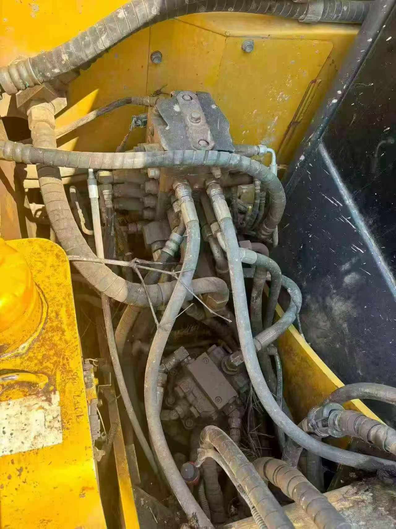 Buy Komatsu PC60-8 Used Excavator / 5