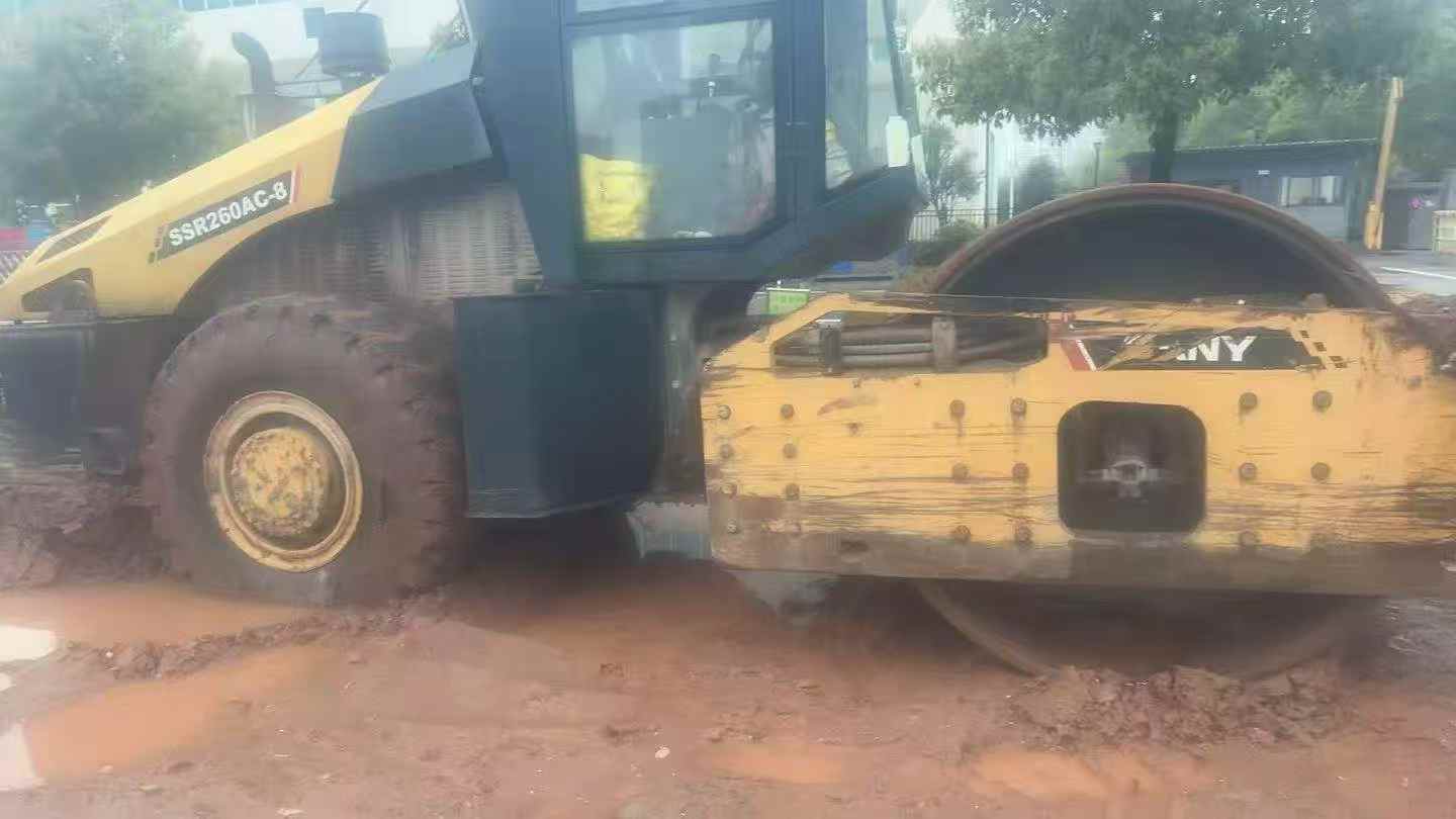 Buy Sany SY26U Used Excavator / 6