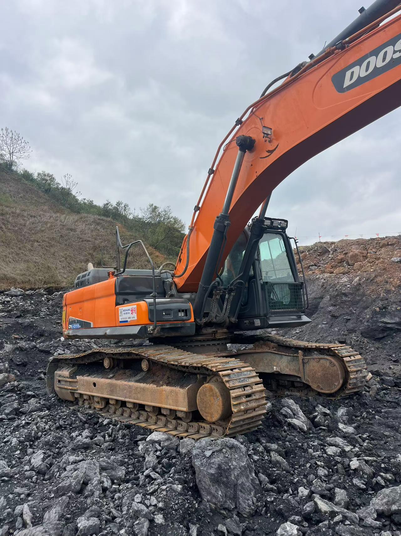 Buy Doosan DX380 Used Excavator / 6