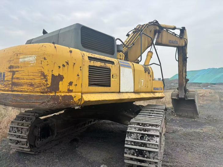 Buy Komatsu PC450-8 Used Excavator / 1