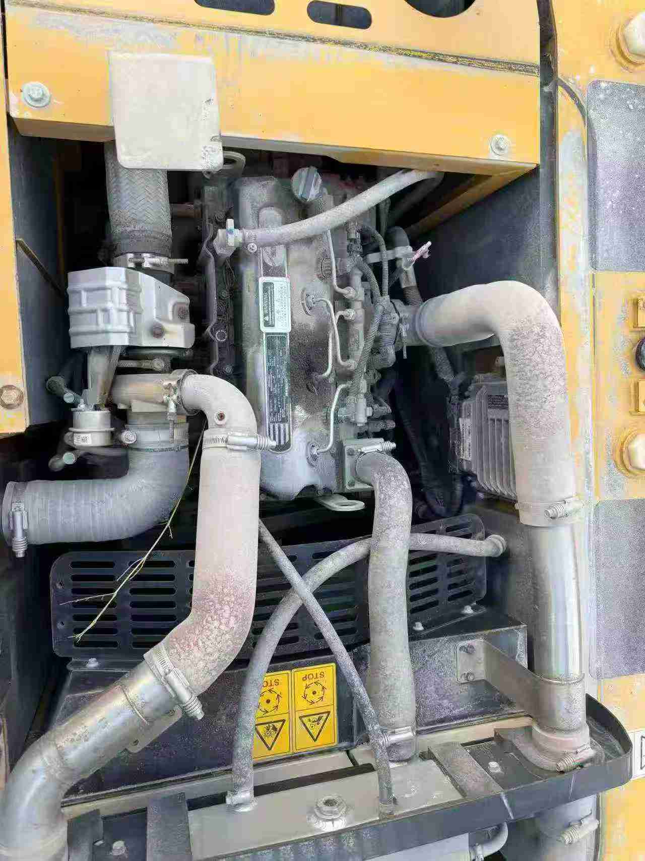 Buy XCMG XE135B Used Excavator / 4