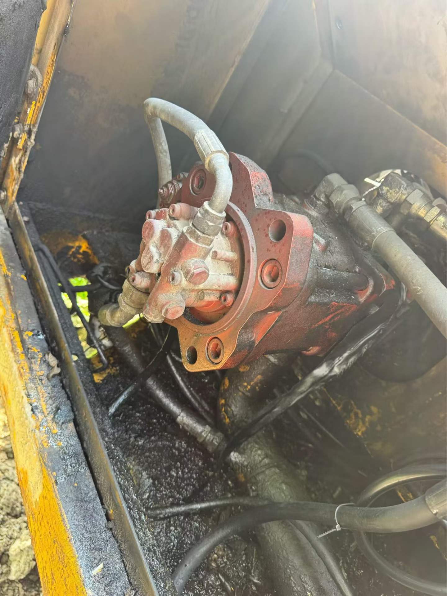 Buy Hyundai R215-7C Used Excavator / 4