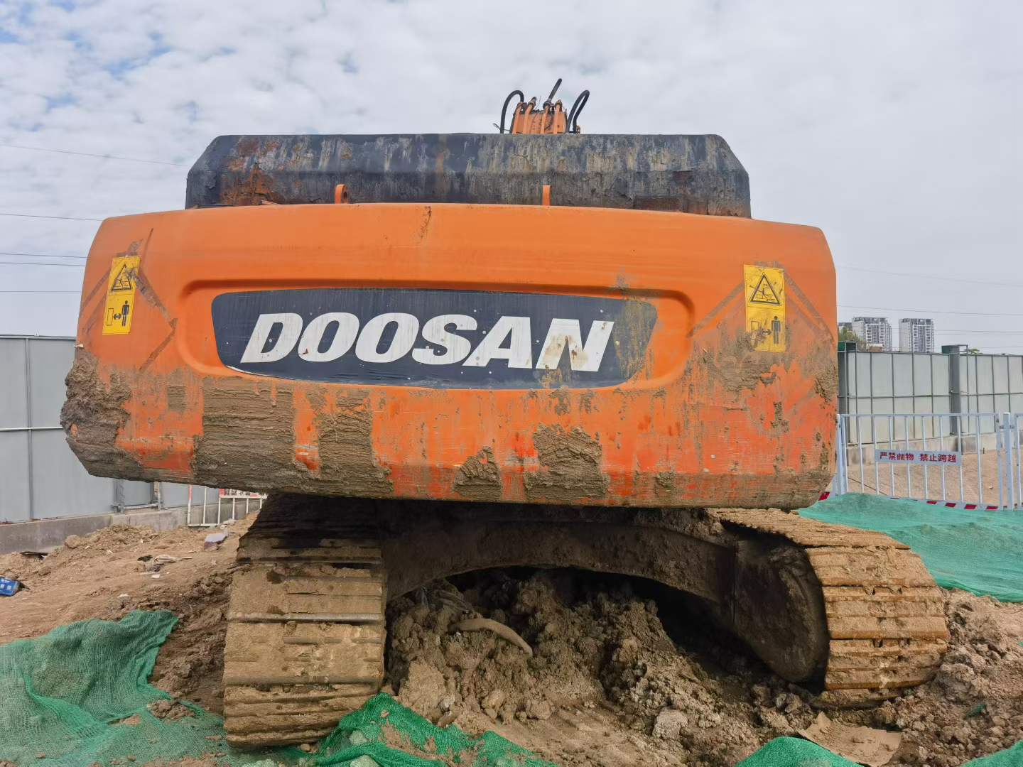 Buy Doosan DH300-7 Used Excavator / 2