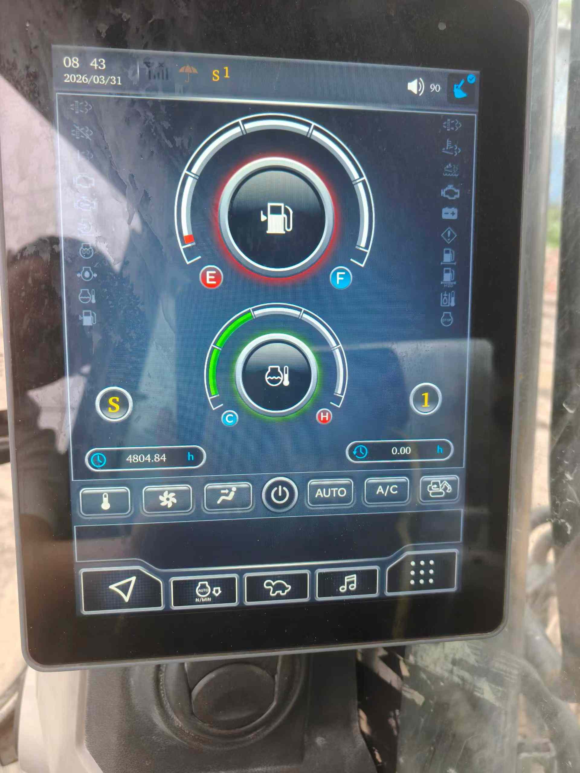 Buy Sany SY200C Used Excavator / 4