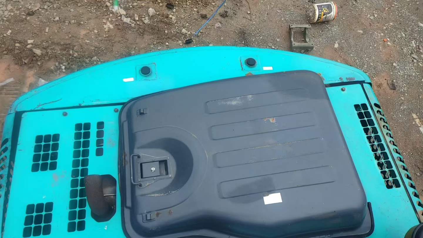 Buy Kobelco SK17SR Used Excavator / 7