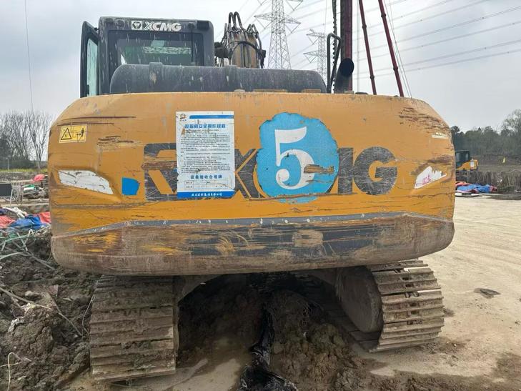 Buy XCMG XE135B Used Excavator / 1