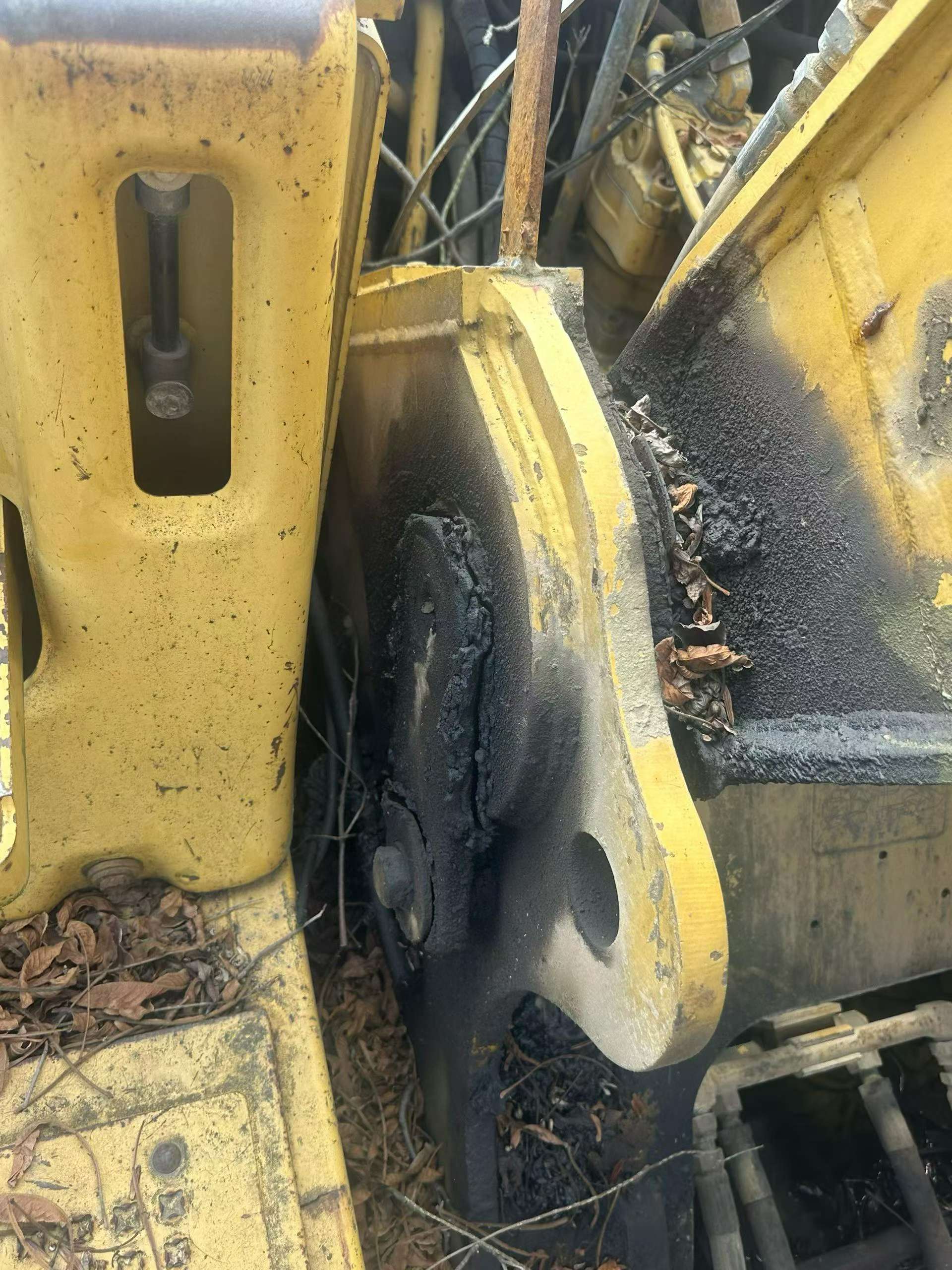 Buy Caterpillar 325B Used Excavator / 3