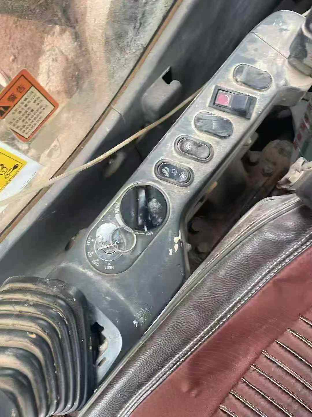 Buy Komatsu PC270-7 Used Excavator / 2