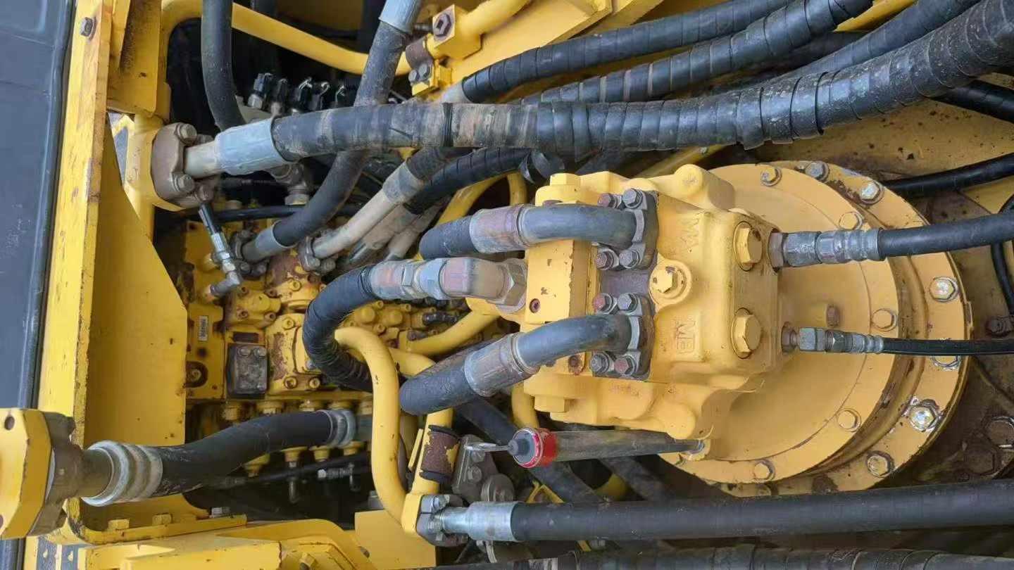 Buy Komatsu PC300-8 Used Excavator / 5