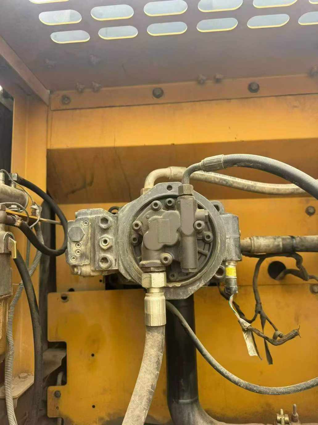 Buy Sany SY245H Used Excavator / 7