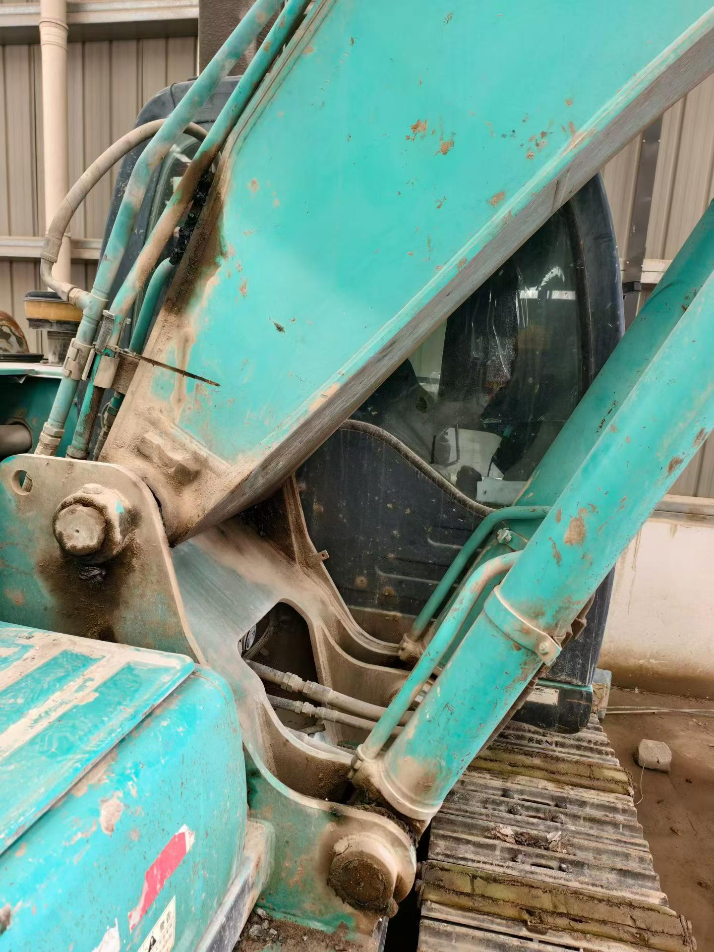 Compre Excavadora Kobelco SK200 Usada / 5