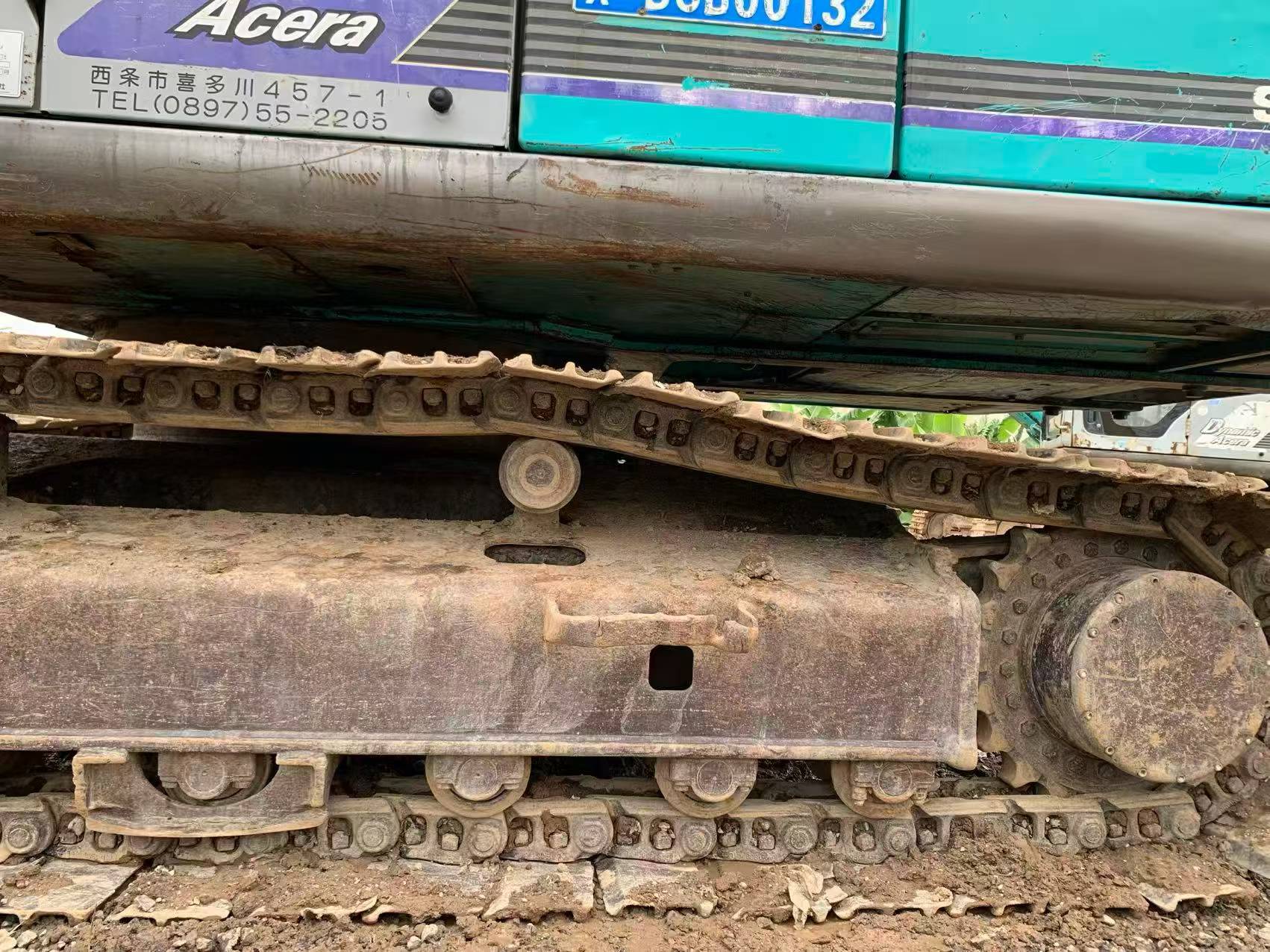 Buy Kobelco SK200-2 Used Excavator / 5