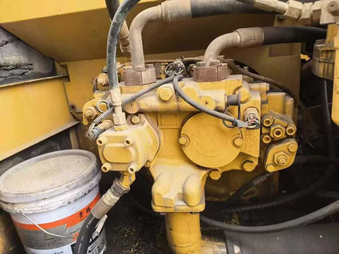 Buy Caterpillar 320CL Used Excavator / 4