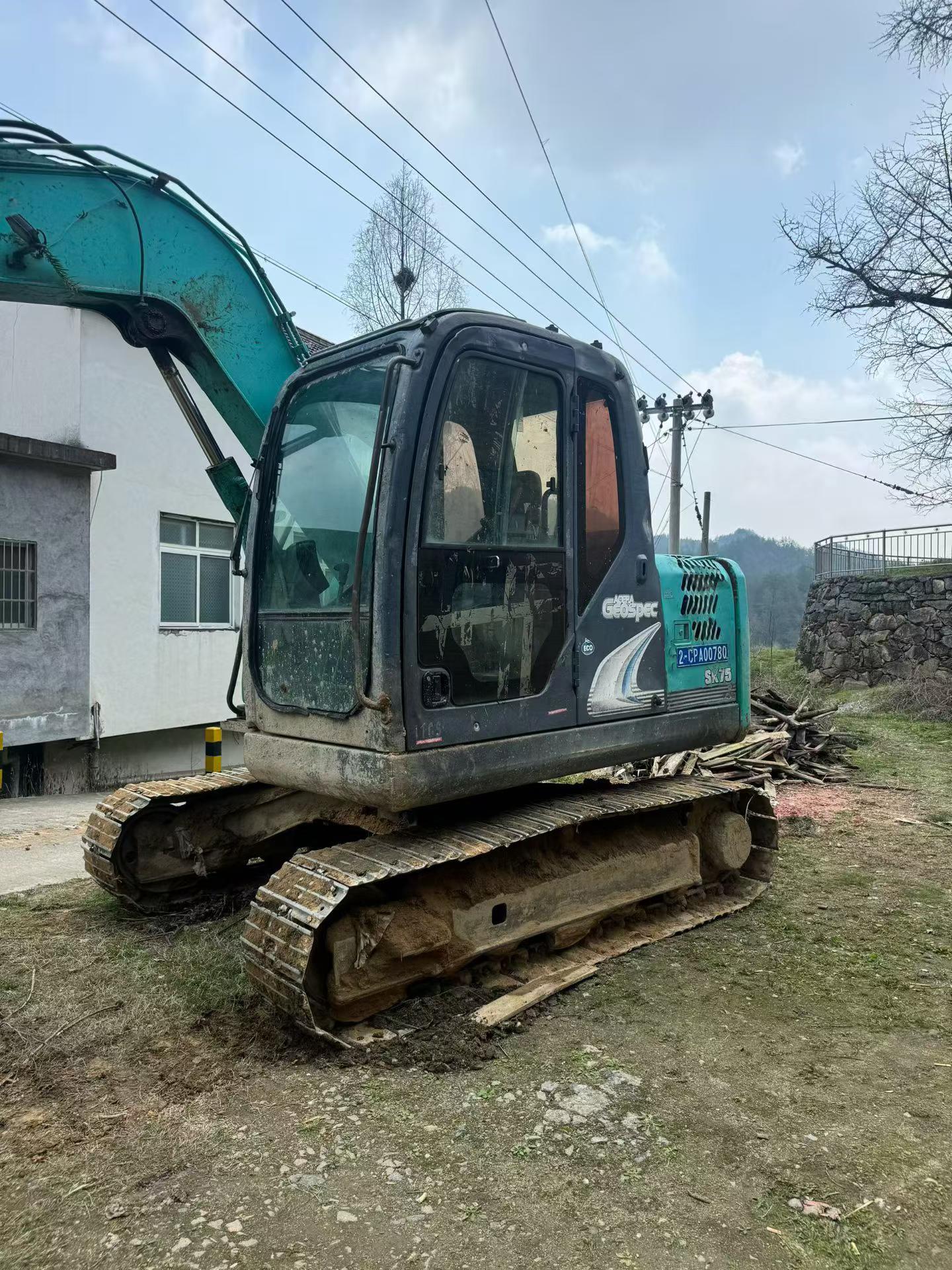 Buy Kobelco SK13SR Used Excavator / 6