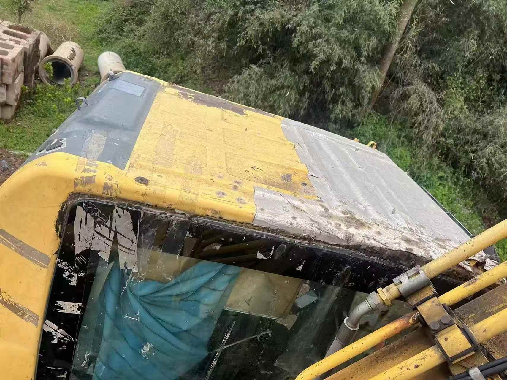 Buy Komatsu PC200-8 Used Excavator / 4