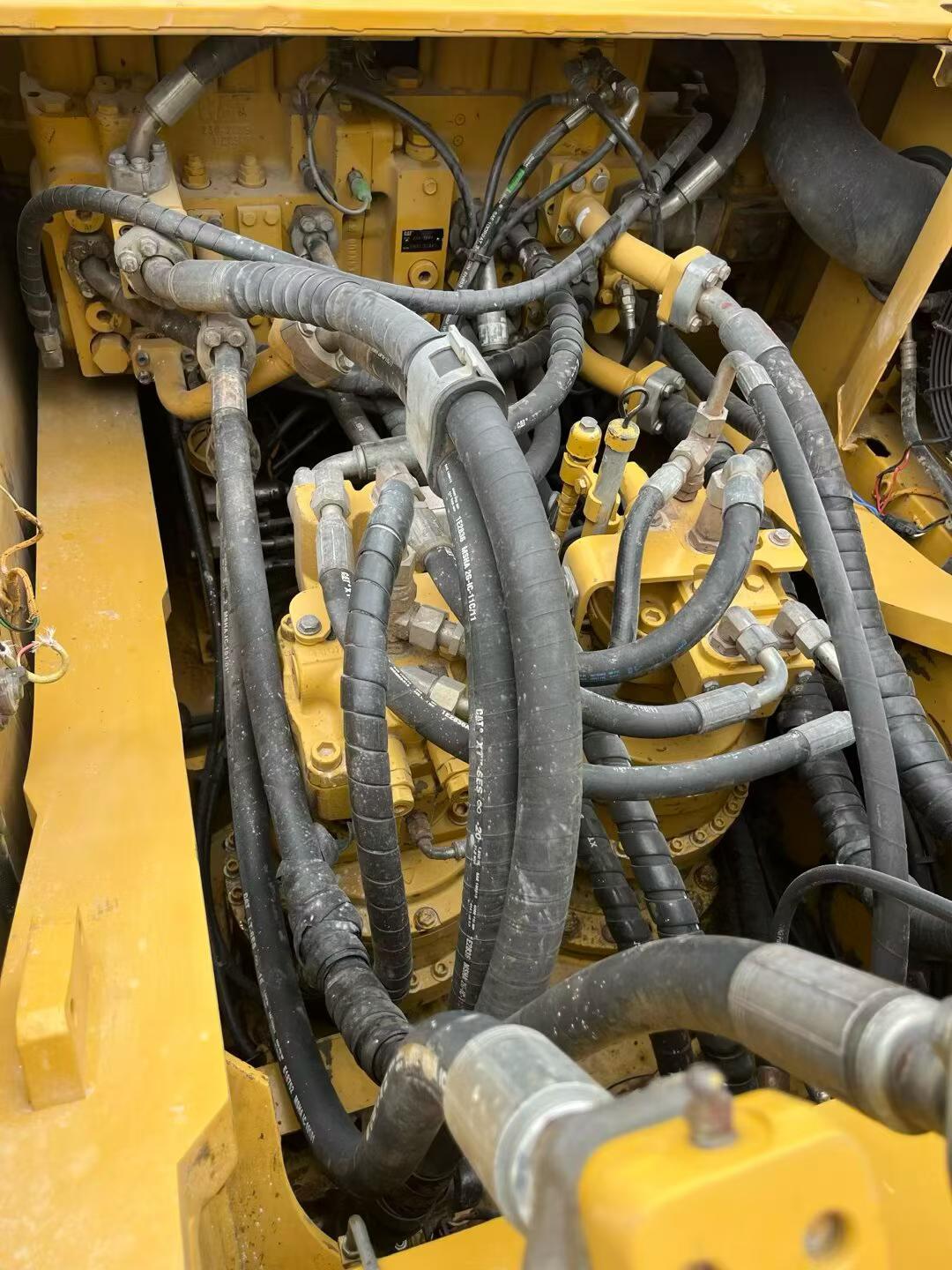 Buy Caterpillar 349E Used Excavator / 6