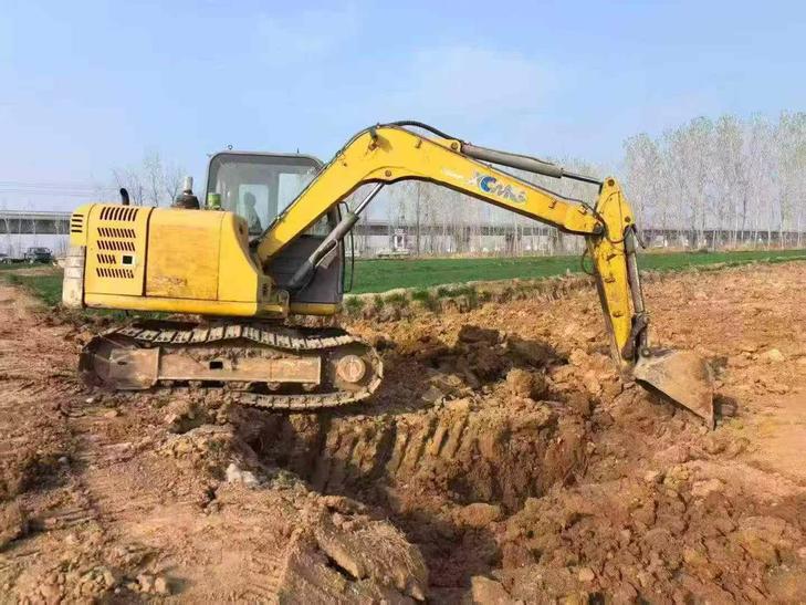 Buy XCMG XE80 Used Excavator / 1