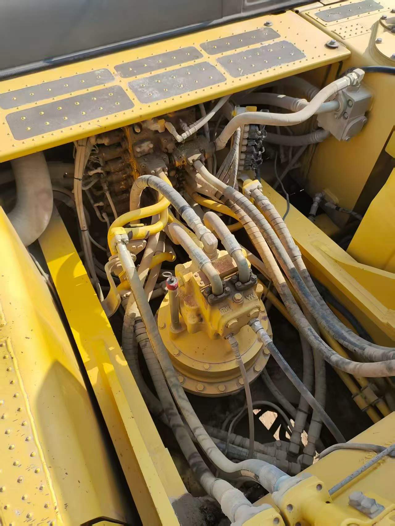 Buy Komatsu PC360-7 Used Excavator / 3
