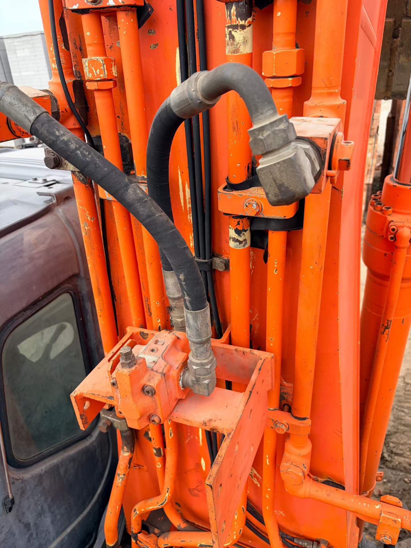 Buy Hitachi EX250-5 Used Excavator / 5