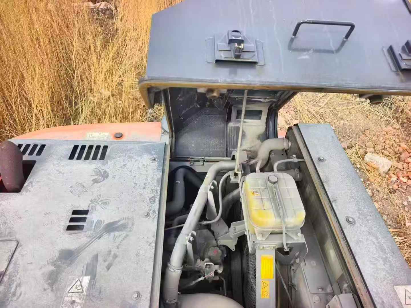 Buy Hitachi EX300 Used Excavator / 6