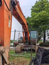 Buy Hitachi EX230 Used Excavator / 2 Buy Hitachi EX230 Used Excavator / 2