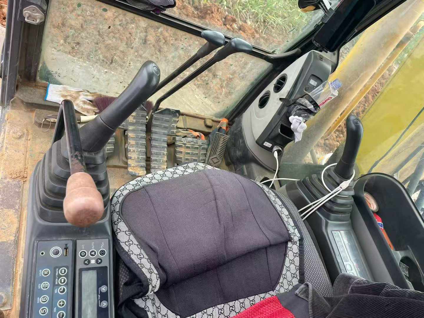 Buy Sumitomo SH80-6 Used Excavator / 3