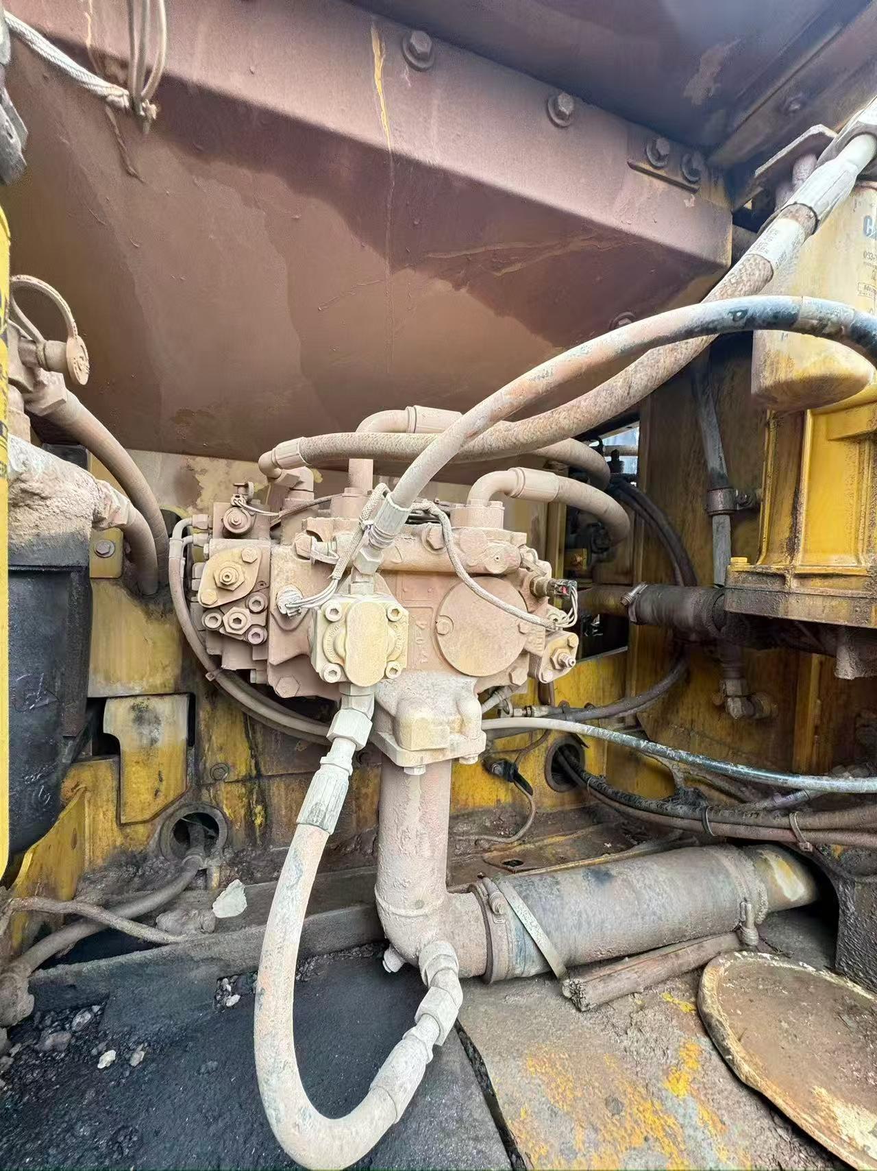 Buy Caterpillar 320DGC Used Excavator / 4