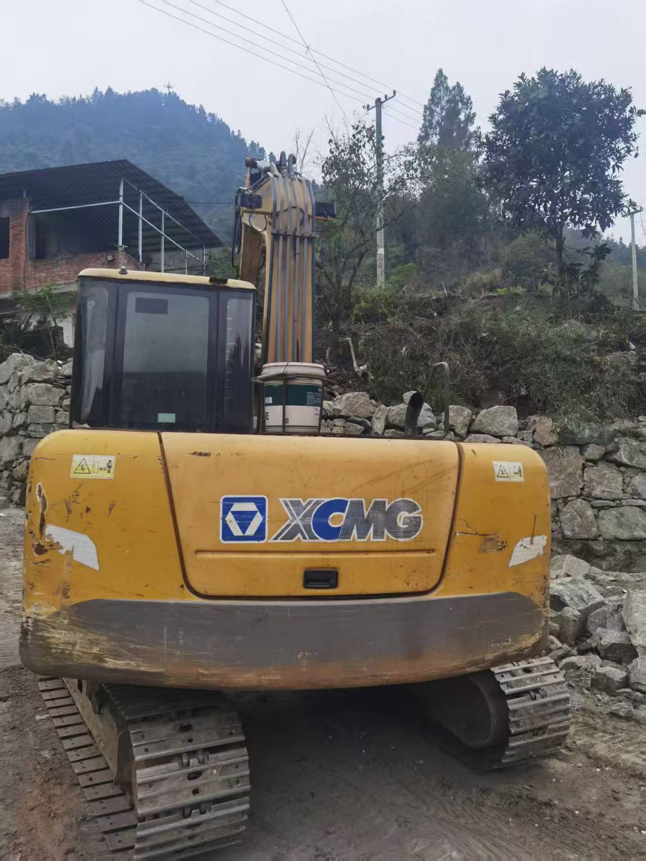 Buy XCMG XE85C Used Excavator / 3