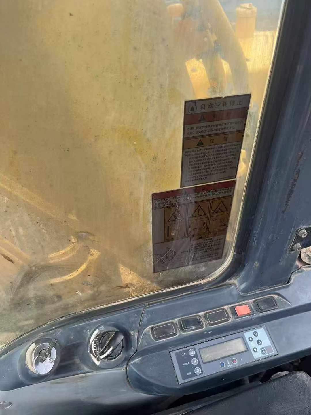 Buy Kobelco SK210 Used Excavator / 5