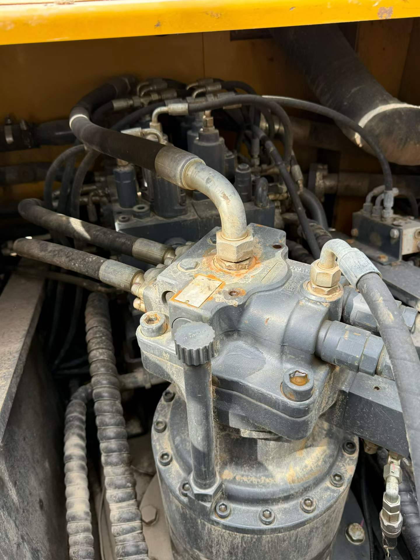 Buy XCMG XE205DA Used Excavator / 7