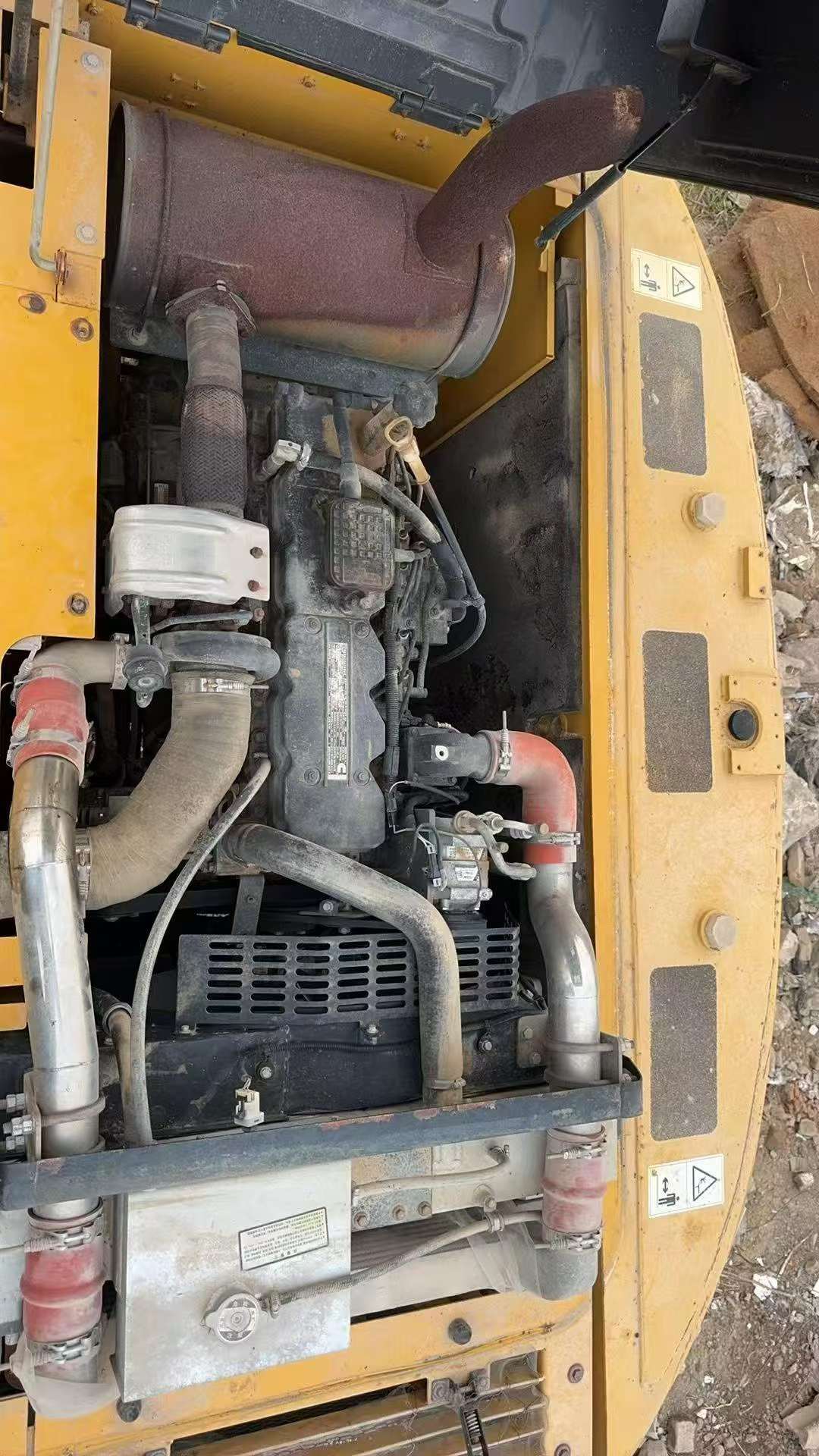 Compre Escavadeira XCMG XE215D Usada / 4