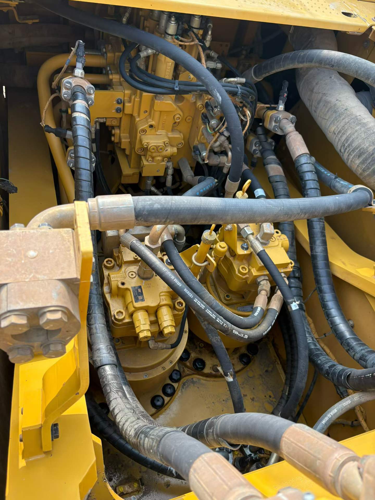 Buy Caterpillar 349E Used Excavator / 7