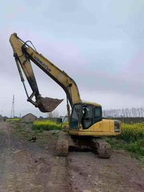 Buy Komatsu PC200-7 Used Excavator / 5 Buy Komatsu PC200-7 Used Excavator / 5