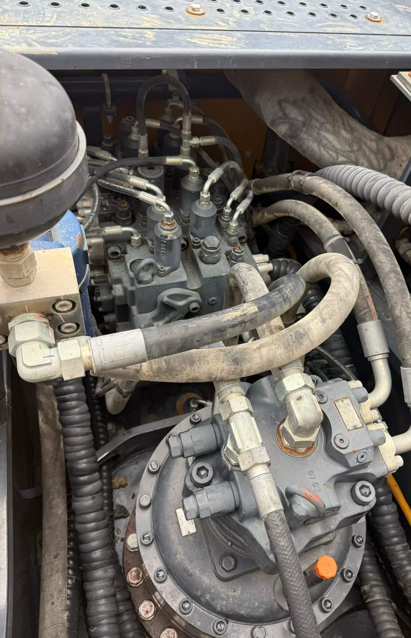 Buy XCMG XE550DK Used Excavator / 2