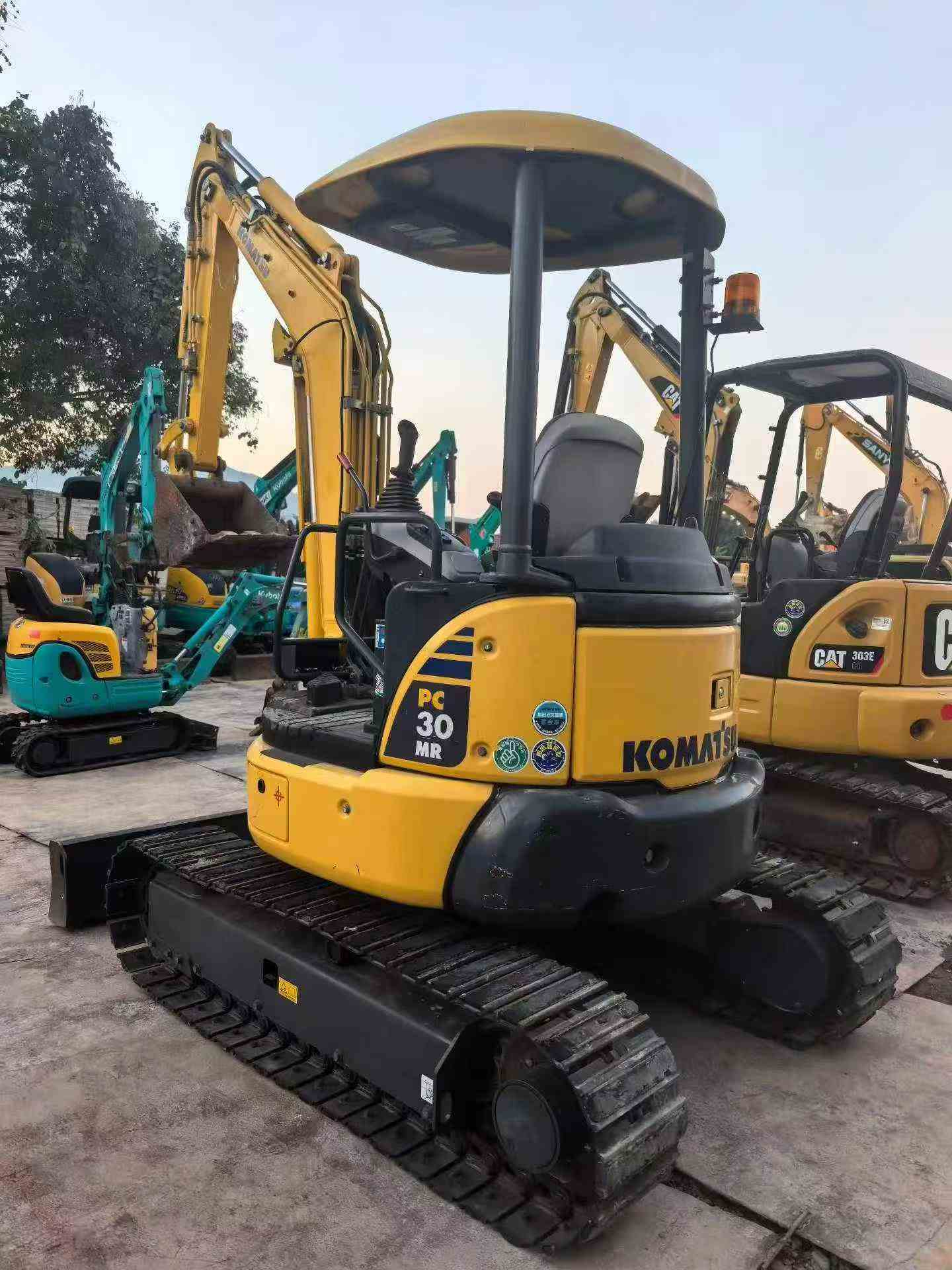 Buy Komatsu PC30-1 Used Excavator / 4