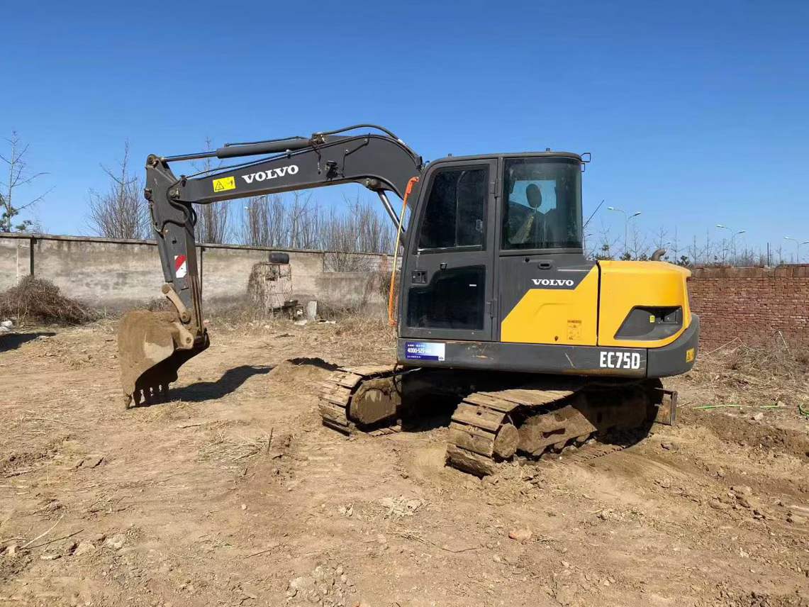 Buy Volvo EC75D Used Excavator / 3