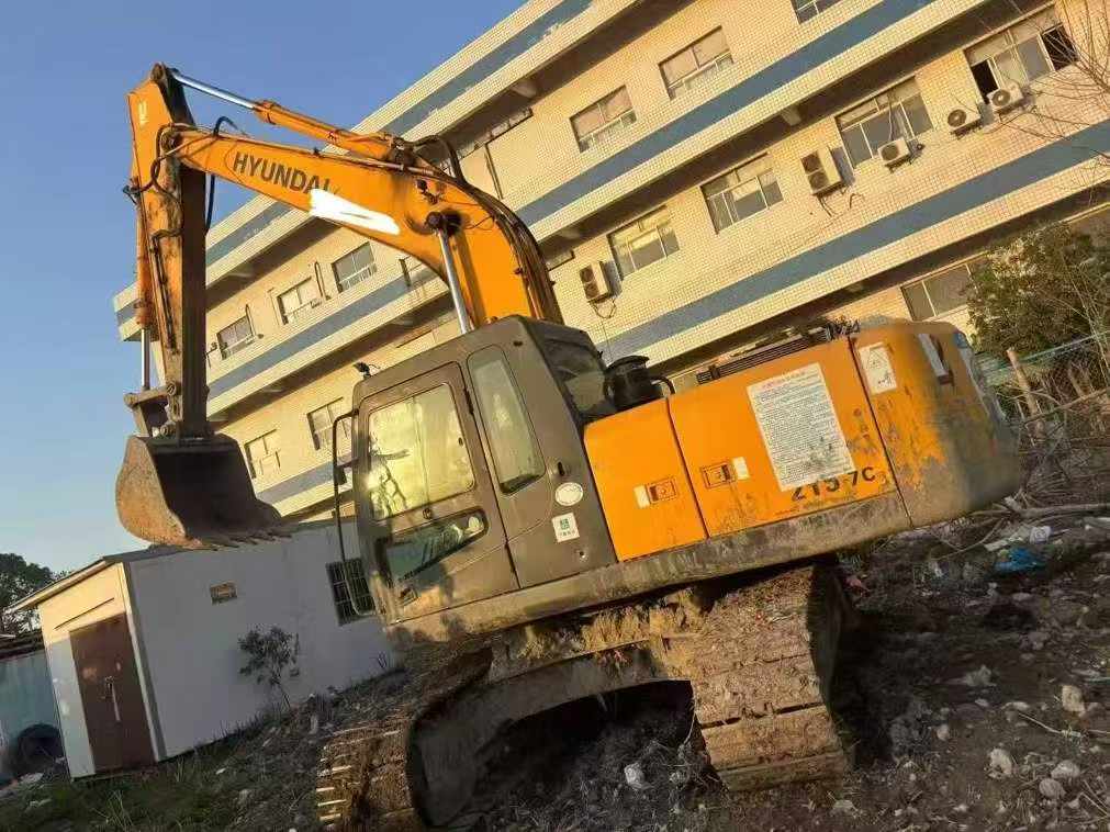Buy Hyundai R215-7C Used Excavator / 2