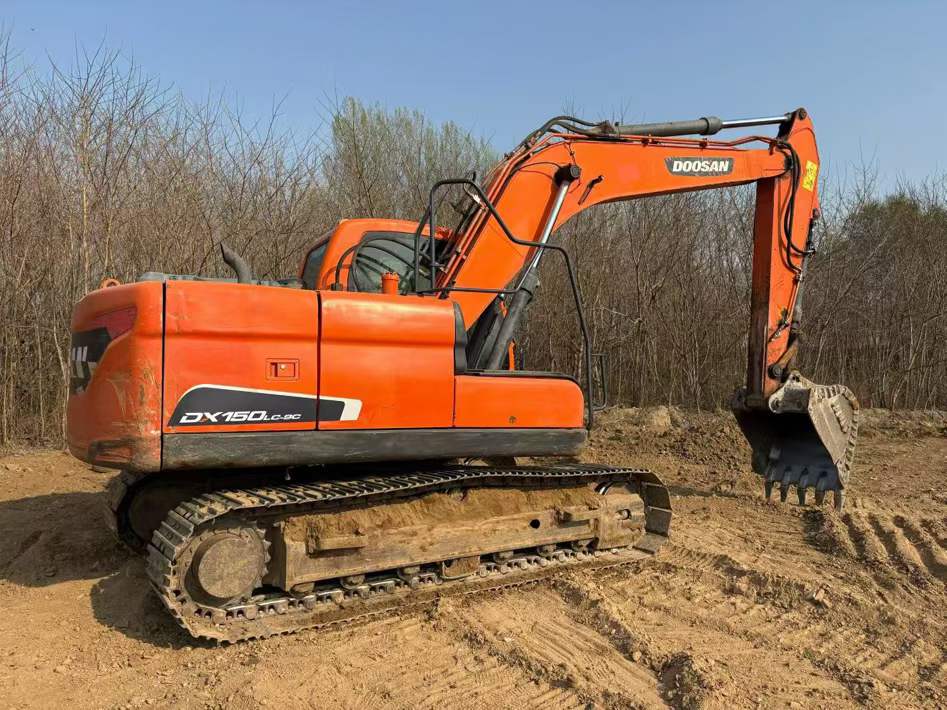 Buy Doosan DX150LC-9C Used Excavator