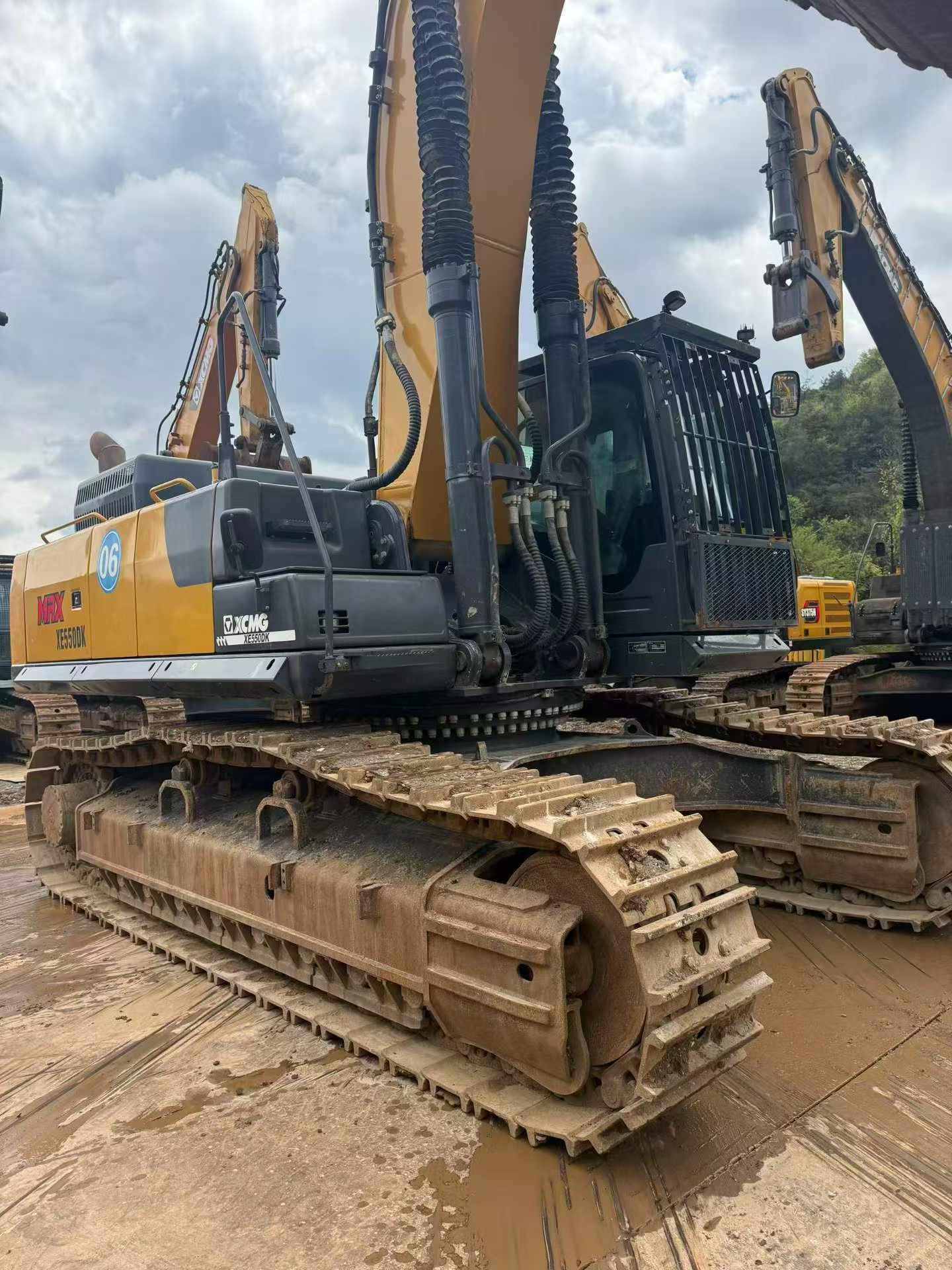 Buy XCMG XE550DK Used Excavator / 8