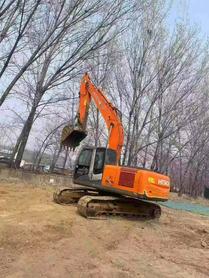Buy Hitachi EX210LC Used Excavator / 2 Buy Hitachi EX210LC Used Excavator / 2