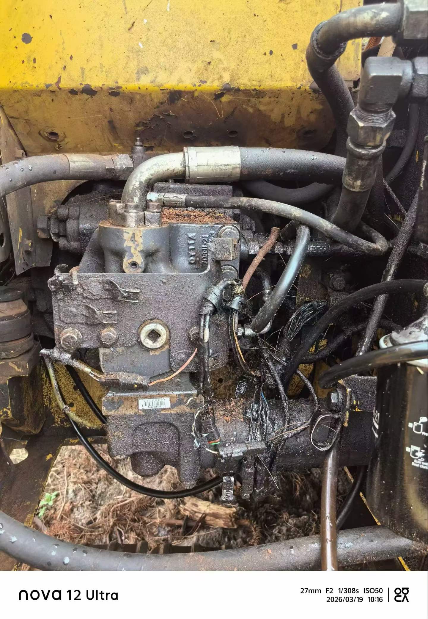 Buy Komatsu PC110-7 Used Excavator / 6