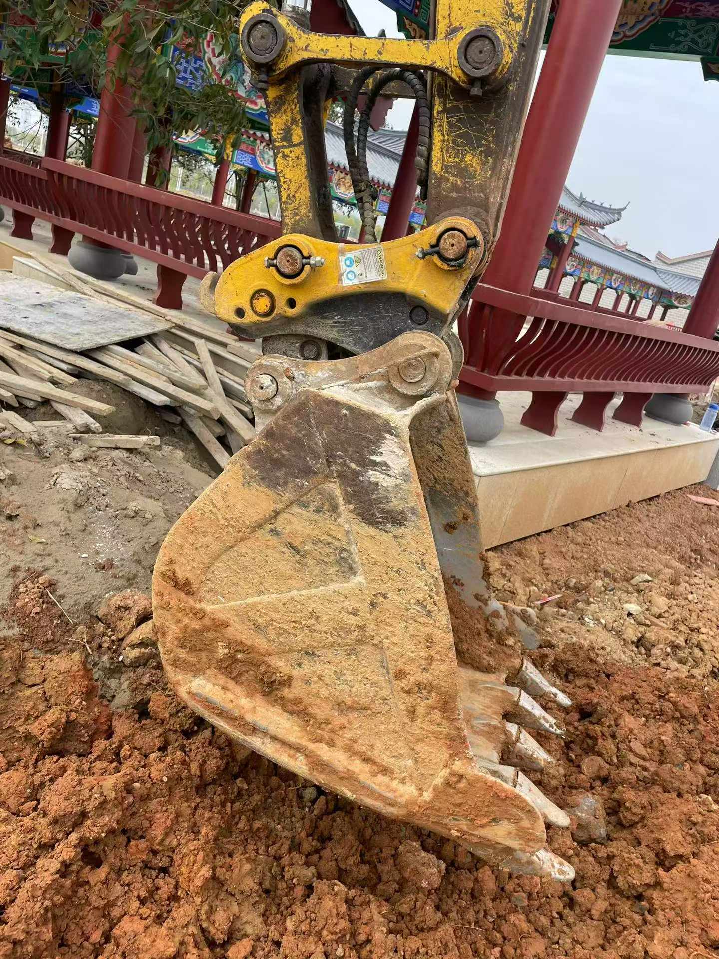 Buy Sumitomo SH80-6 Used Excavator / 9