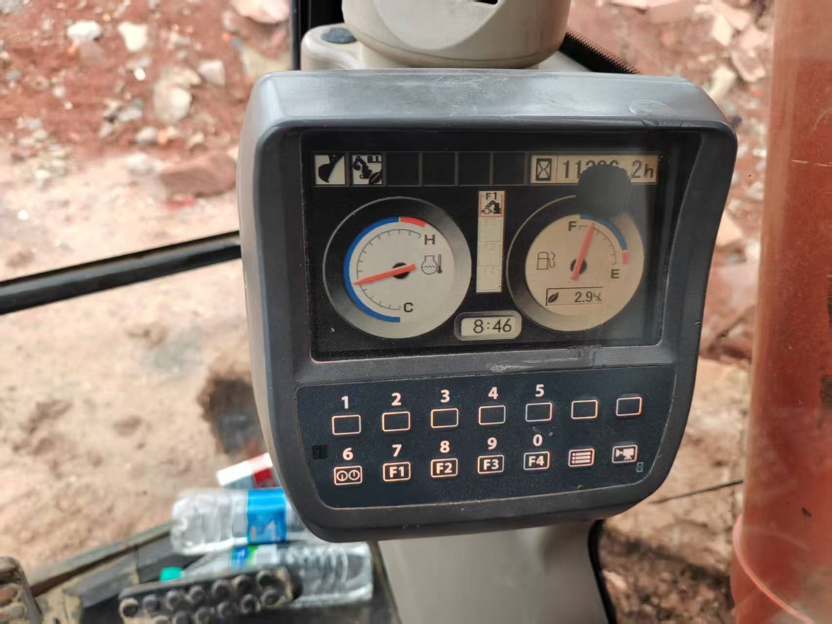 Buy Hitachi EX200-3 Used Excavator / 8