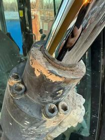 Buy Caterpillar M315D2 Used Excavator / 2 Buy Caterpillar M315D2 Used Excavator / 2