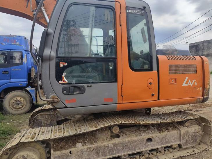 Buy Hitachi EX120-6 Used Excavator / 1
